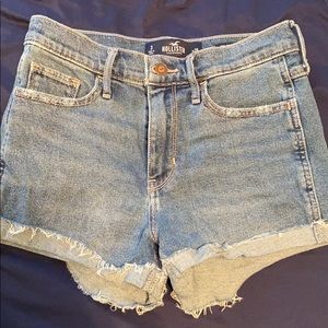 hollister size 3 shorts